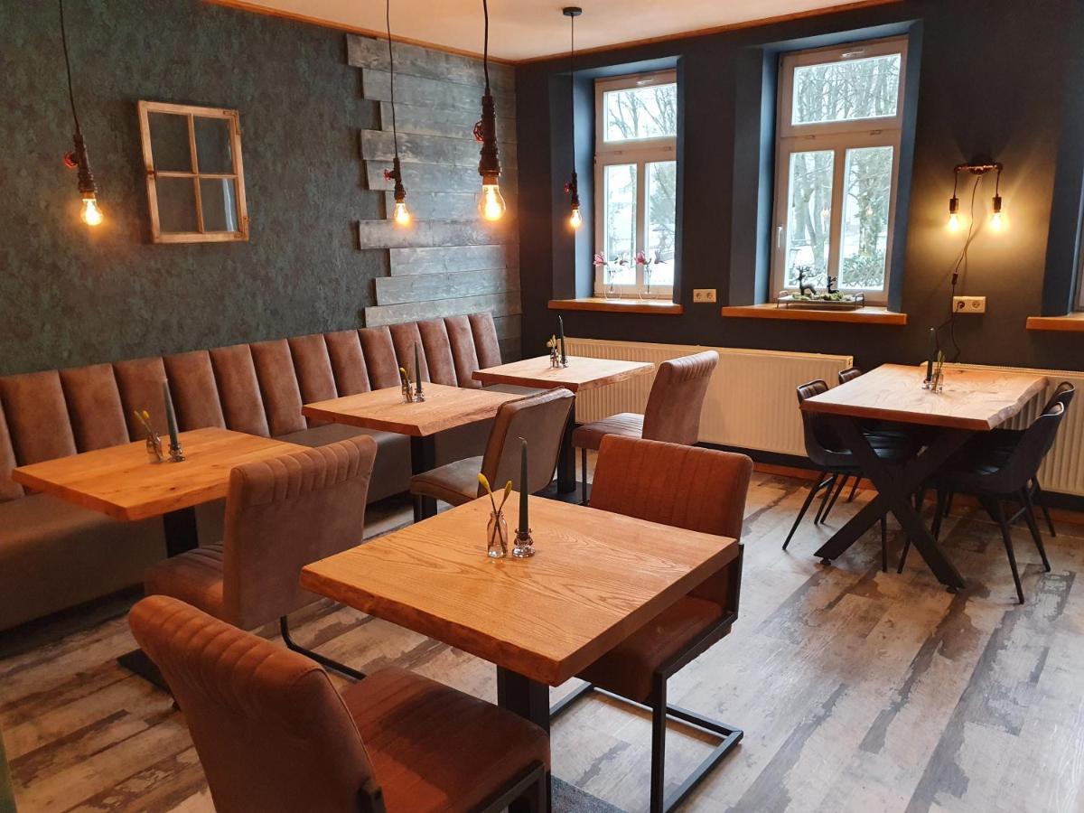 Apartments Und Bistro Zum Glasmacher Gehlberg Zewnętrze zdjęcie