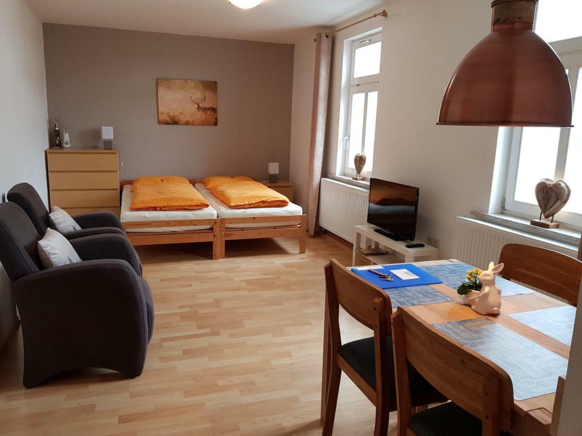Apartments Und Bistro Zum Glasmacher Gehlberg Zewnętrze zdjęcie